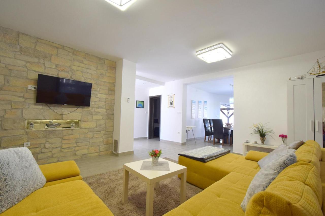 Villa Tereza مالينسكا المظهر الخارجي الصورة